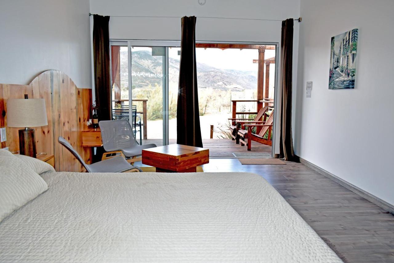 Vides del Rio Suites Valle de Guadalupe Exterior foto